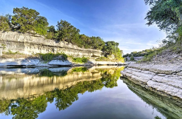 The Cove at Whitney Unit A: Luxury Lakefront Retreat with Semi-Private Cove and Fire Pit