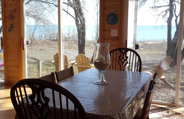 The Dell Cottage: a Private Lakefront Family Owned Home on Lake Huron