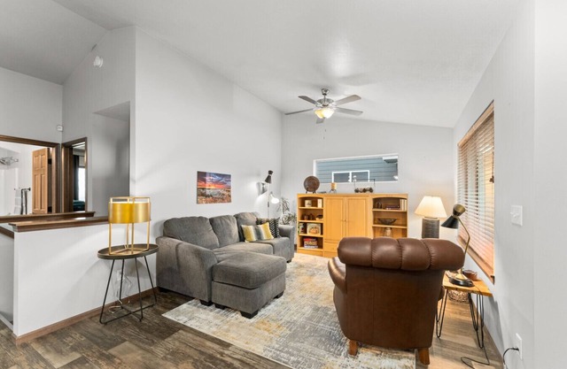 The Harrisburg Hideaway
