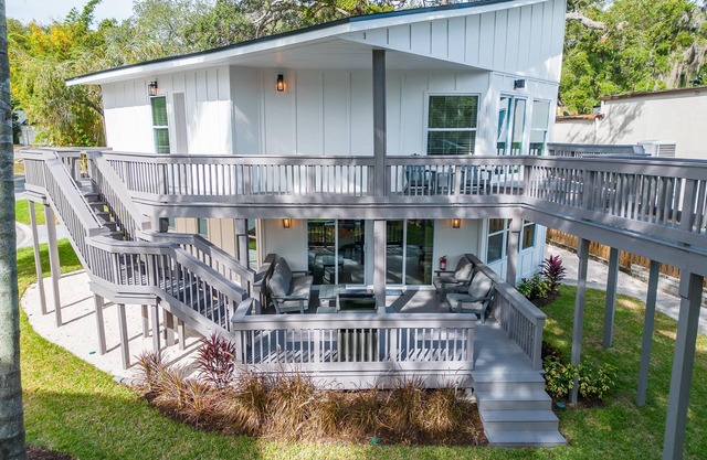 The Hideaway - 3 Bed/3.5 Bath on water in Tampa Bay
