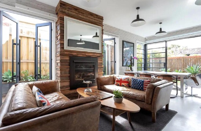 The Kings Domain at The House of Windsor by Ready Set Stay - Ground Level