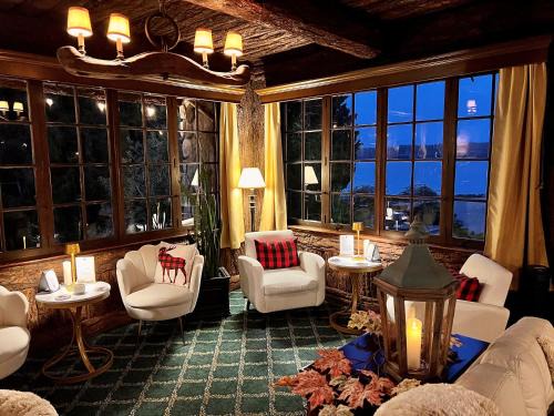 The Latch Inn