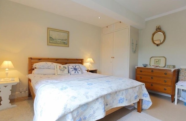 The Mews Cottage, TISBURY, NEAR BATH