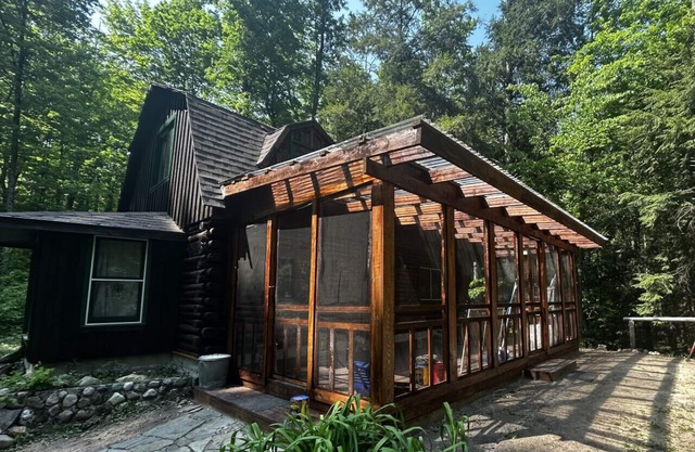 The Mother Lodge - Cozy Cabin on the Creek