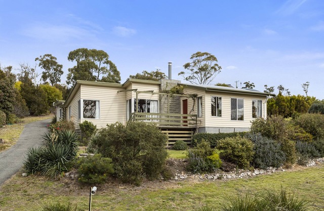 The perfect base to relax and explore Maria Island