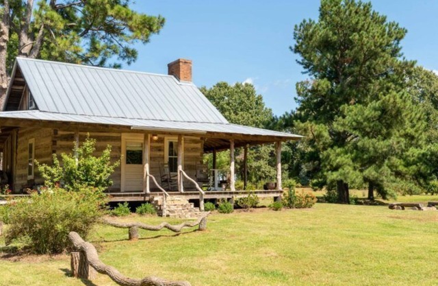 The Pines Cabin at Green Frog Farm