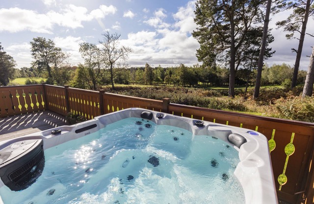 The South Vista - Three Bedroom House, Sleeps 6