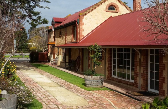 The Stables BnB, Malbec Suite, located in heart of Langhorne Creek Wine Region