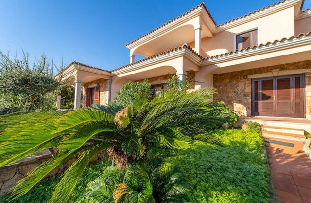 The Uddastru Three-room apartment sleeps 6 with WIFI