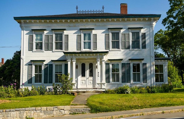 The Waldoboro Inn