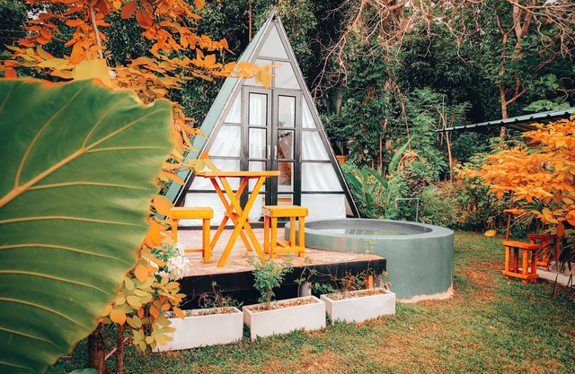 The WE2 - Aframe with Romantic Pool & Workspace