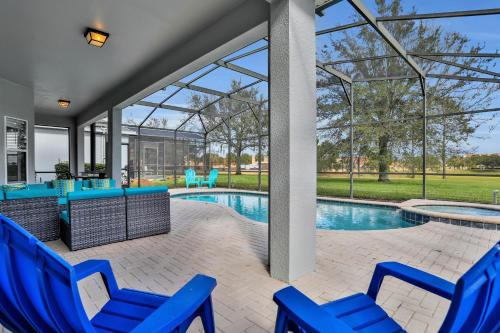 Themed Luxury 6BR Getaway with Resort Amenities