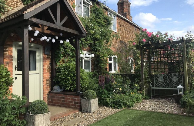 Thimble Cottage - Three Bedroom House, Sleeps 5