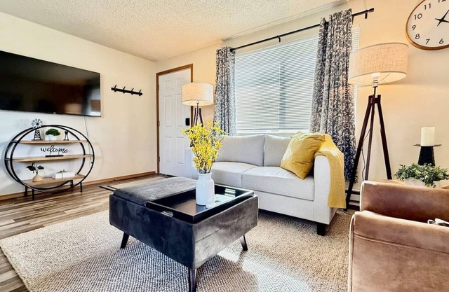 This house is a 2 bedroom(s), 1 bathrooms, located in Centralia, WA.