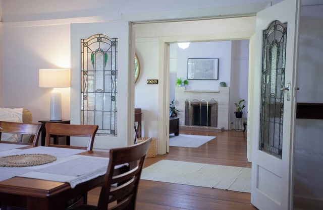 This house is a 4 bedroom(s), 1 bathrooms, located in Lake Wendouree, VIC.