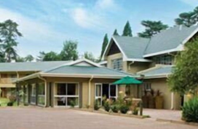 Three Rivers Lodge