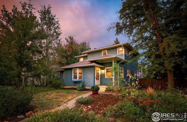 Timeless Elegance: Downtown Longmont Gem with Modern Comforts!