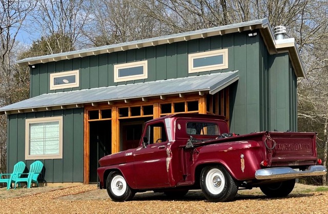 Tiny house Cabin on 30 acres in Yazoo County Mississippi