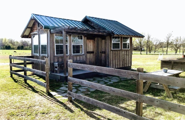 Tiny House Cottage at Mars Hill Farm