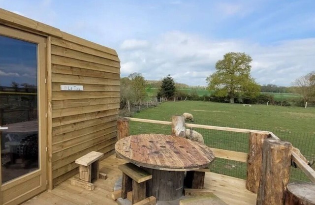 Tiny House Dans une Ferme Refuge