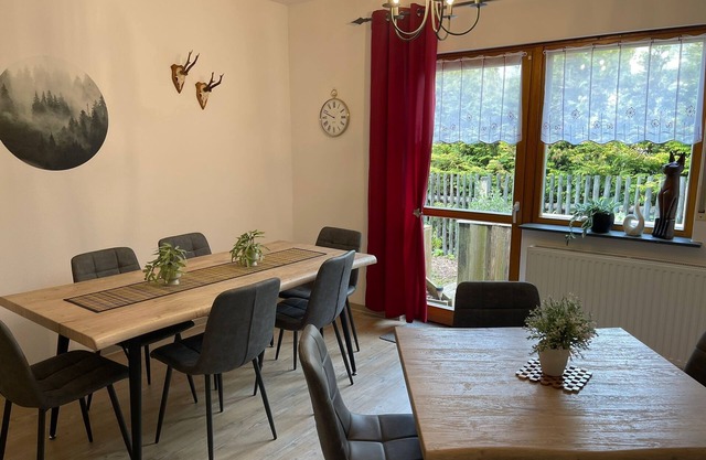 Tolles Fereinhaus in Elend