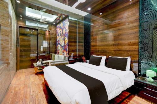 Townhouse Oak Swaroop Nagar