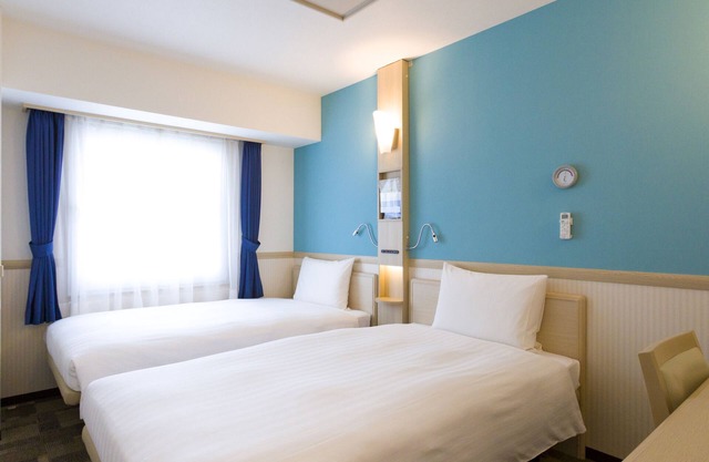 Toyoko Inn Nara Oji-eki Minami-guchi