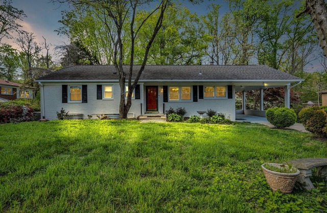Tranquil retreat in Fairfax: your home away from home