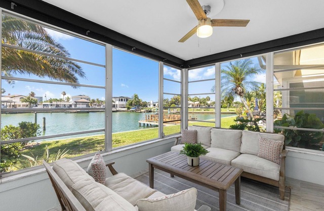 tStylish Waterfront Condo – Canal View, Close to Everything, Far from the Noise