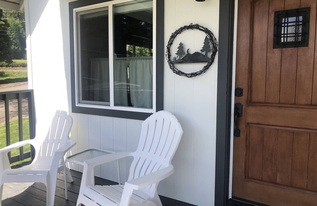Tucci House - Cozy Historic Home - Sleeps 10