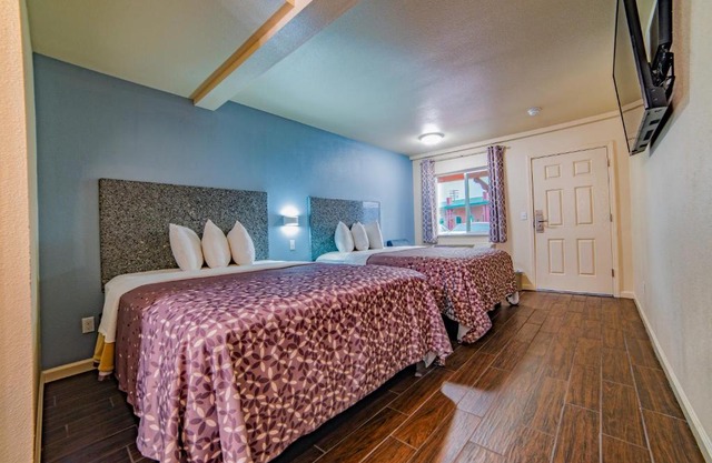 Turlock Inn