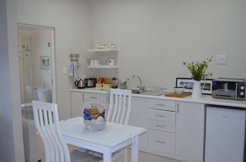 Two Vines Romantic Guest Studio