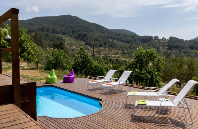 Typical Ibizan country house with private pool in a beautiful protected environment!