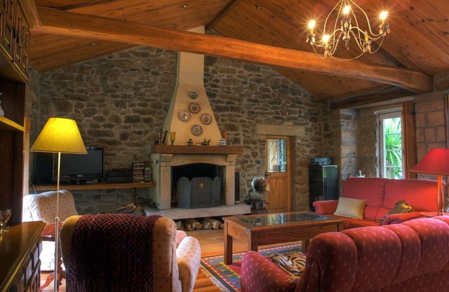 Typical rural Galicia, restored and spectacular estate of 16000 m