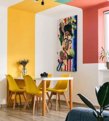 Ultracentral cozy art apartment