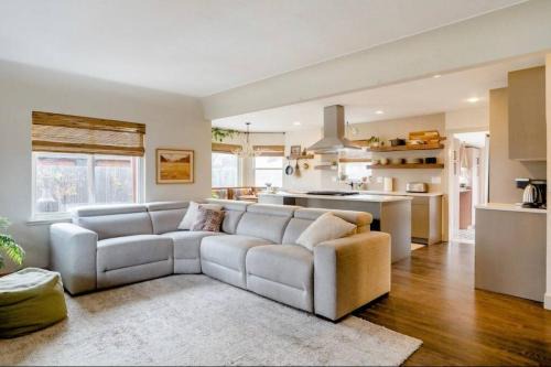 Unique Denver Designer Home 4 Bed 4 Bath