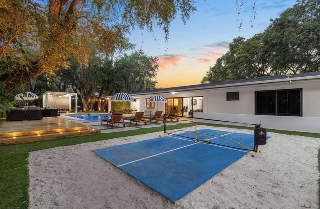 Unique Villa w/Fire Pit+Mini Golf & Grill | Lots of Great Games!