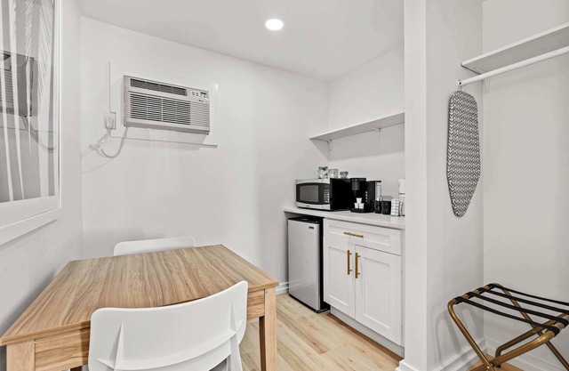 Updated King Efficiency Across From Beach