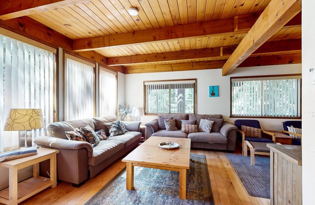 Updated Retreat with Balcony, Deck & Private Hot Tub | Near 3 Top Ski Resorts