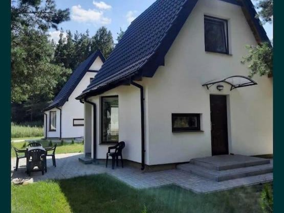 Uroczy domek na Mazurach, Pilec 59
