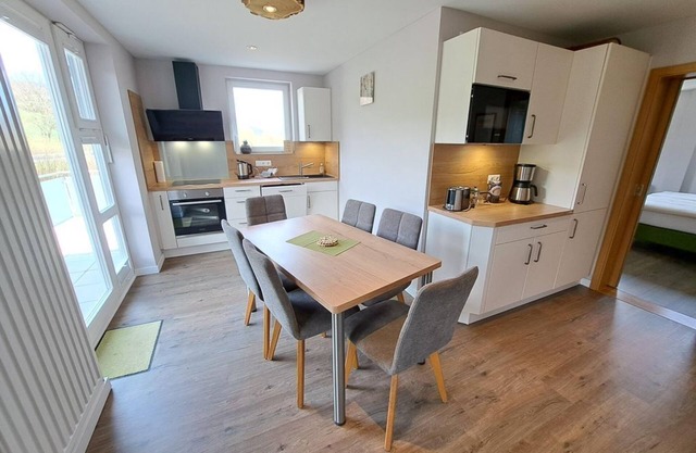 Vacation apartment Reinhardswald, shower, WC, 3 bedrooms - Holiday apartments in the guesthouse