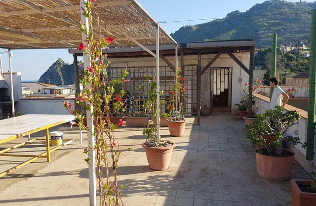 Vacation Home "La Grotta 2" with Mountain View, Private Terrace & Wi-Fi