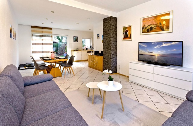 Vacation home for 4 guests with 113m² in Bremerhaven (270039)