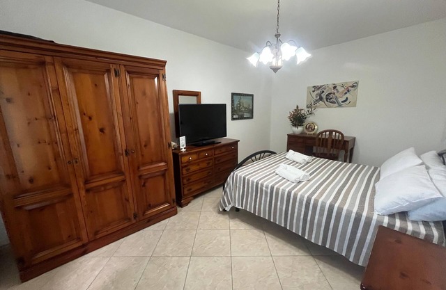 Vacation home that sleeps 5 in the village of Satriano, 9km from Soverato