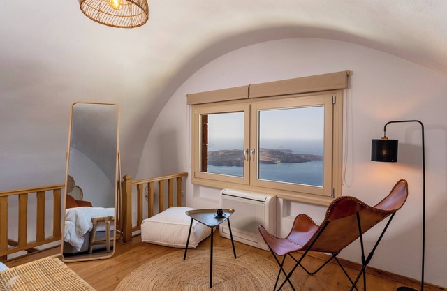 Vacay Suites *King Suite with Caldera View*