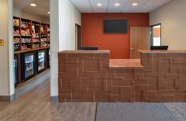 Vegas Stay with Kitchen & Top-Notch Amenities