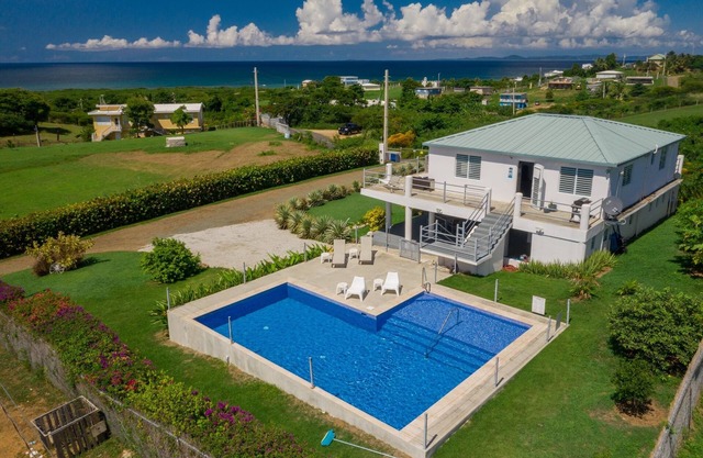 Veranda del Mar, New Third Bedroom and Huge Pool!