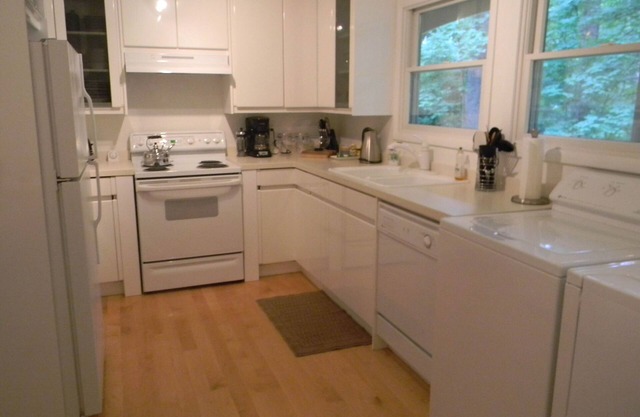 Very clean, comfortable home within walking distance of beautiful Kenyon College