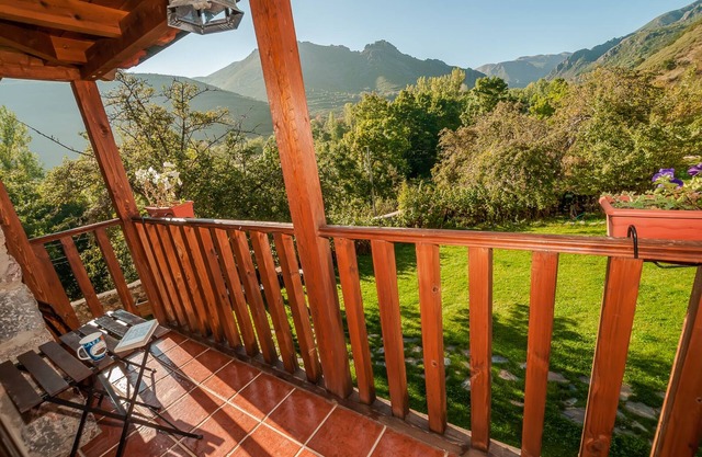 Viewpoint of Babia I. Rural house full rent. In wild nature. Babia