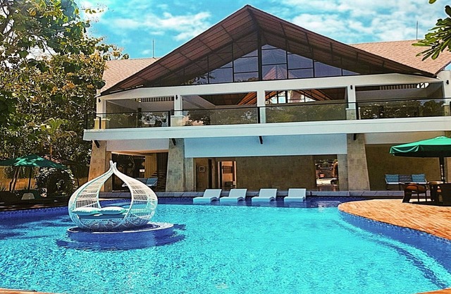 Villa 1 BR Central Seminyak mins to Beach